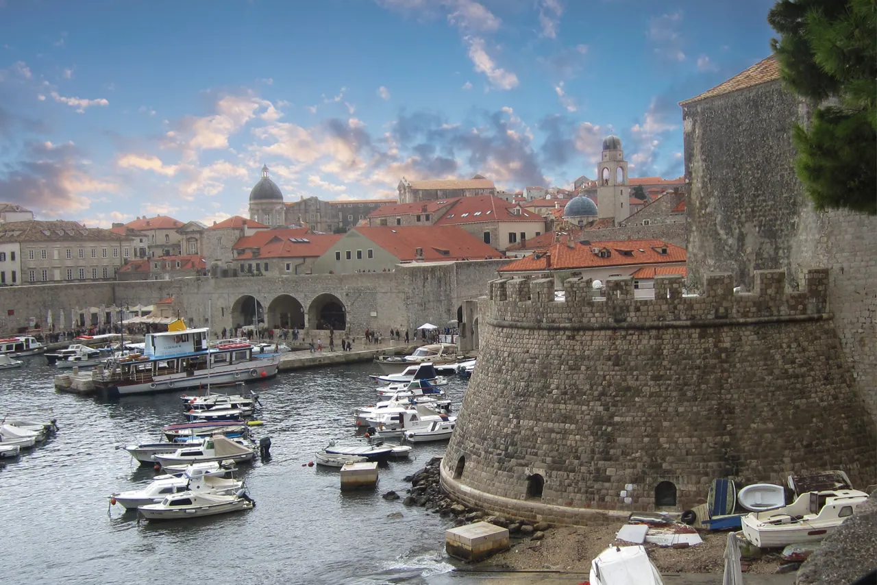 Dubrovnik harbor and city walls